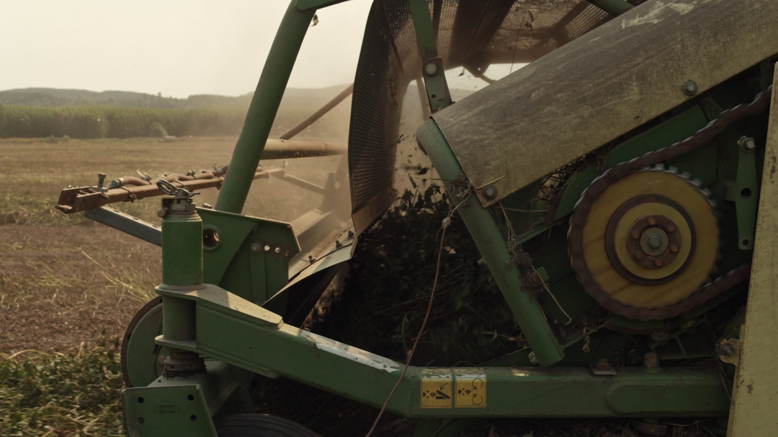 Agriware - Combine Harvester - Operations - Agricultural fleet management